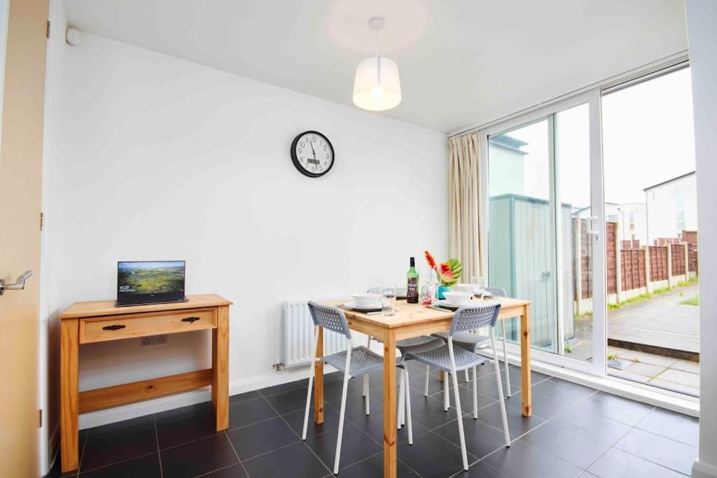 Dellehomes- Free Parking, Wfh, Family-Friendly Μάντσεστερ Εξωτερικό φωτογραφία