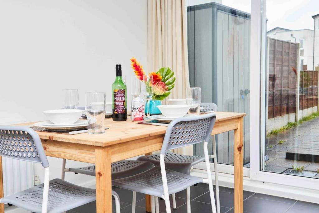 Dellehomes- Free Parking, Wfh, Family-Friendly Μάντσεστερ Εξωτερικό φωτογραφία